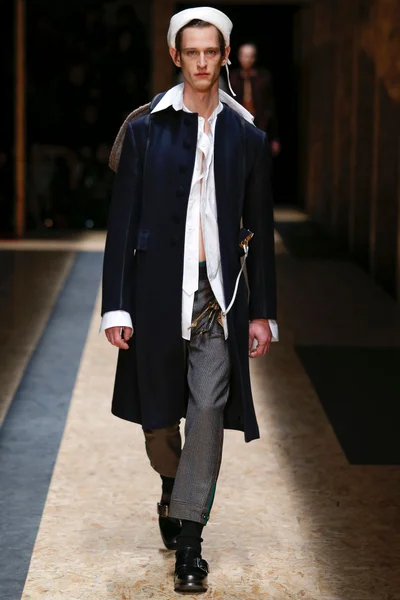 Look 41